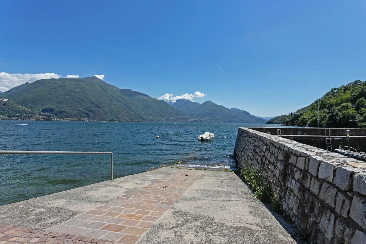 Apartment With Garden & Beach Cremia