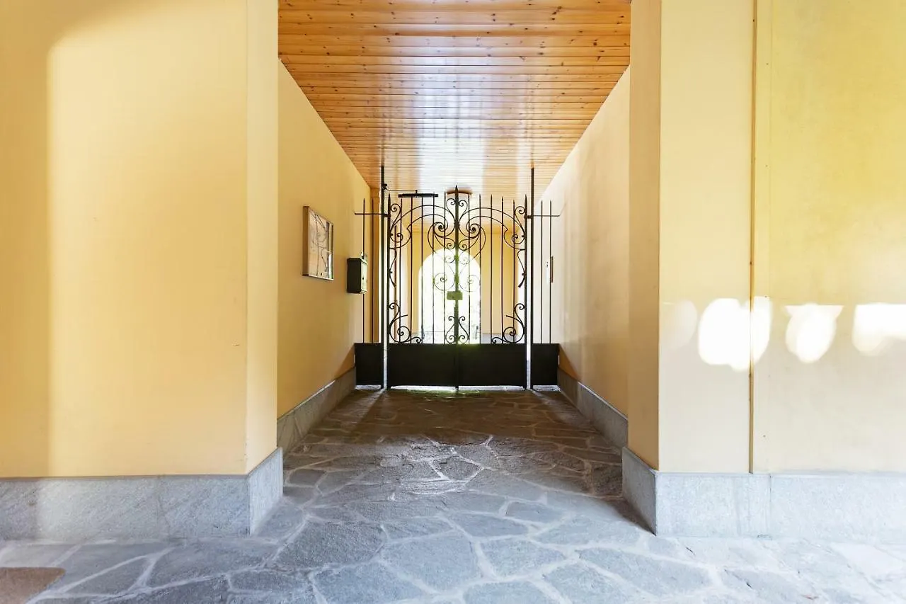 Apartment With Garden & Beach Cremia